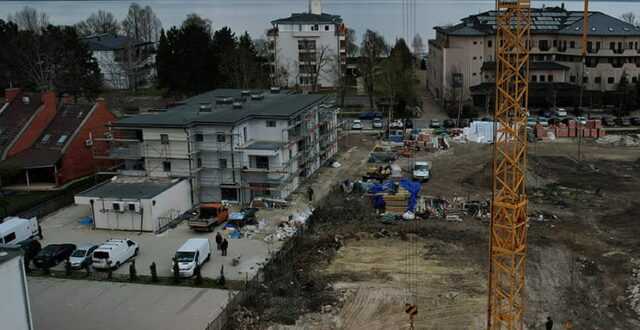 Liebherr toronydarunk ismét a Balatonon